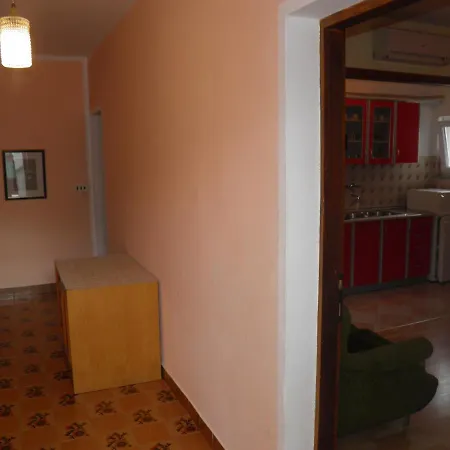 Josini Dvori Biograd Na Moru
