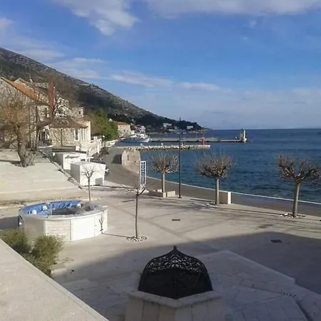 Josini Dvori Apartment