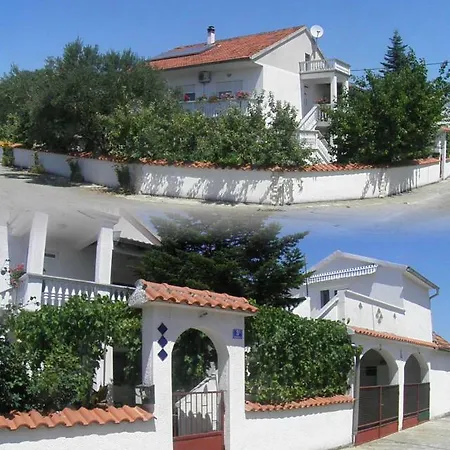 Apartment Josini Dvori